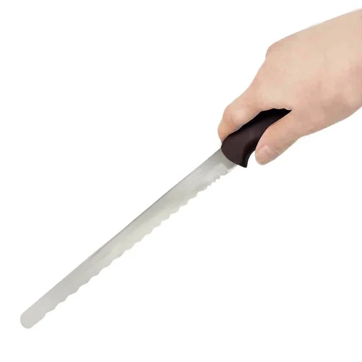 Bready ONE の茶色いハンドルを手で握ったところ
