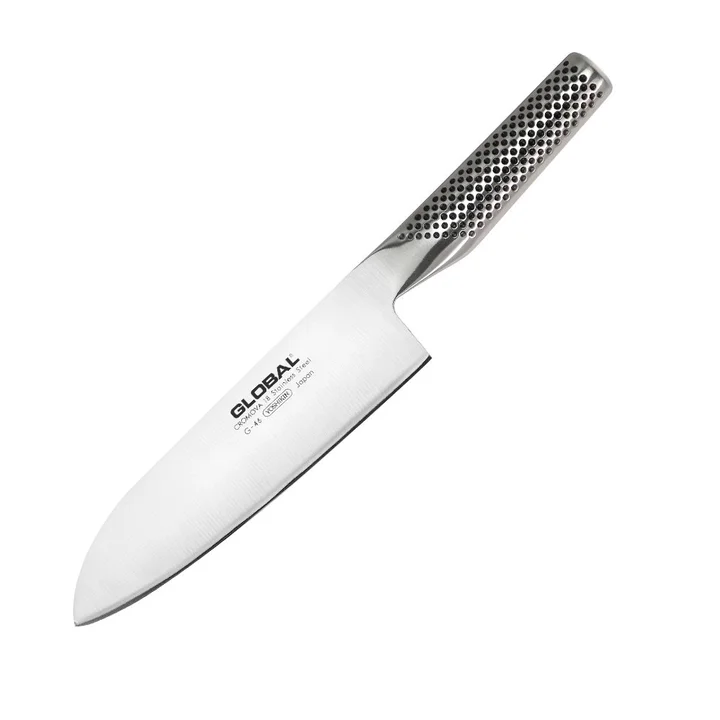 GLOBAL G-46 三徳 18cm。刃から柄まで継ぎ目のないオールステンレスで、柄には黒いドットが並んでいる