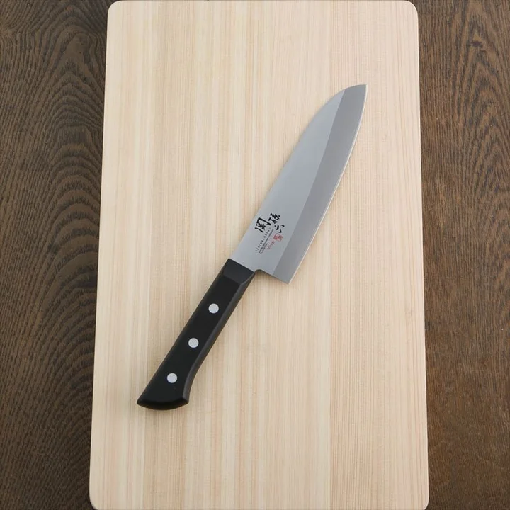 関孫六 萌黄 三徳165mmの商品写真