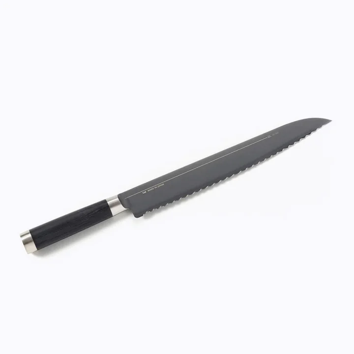 Michel BRAS 包丁 No.9（刃渡り285mm の波刃パン切り包丁）の全体